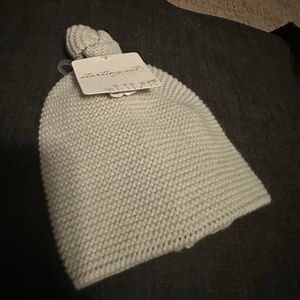 Infant Knit Hat and Mittens new with tags